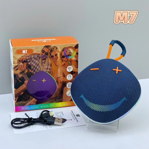 新款笑臉氛圍燈藍牙音箱迷你藍牙小音響 戶外低音砲藍牙音響 新款笑臉氛圍燈藍牙音箱迷你藍牙小音響 戶外低音砲藍牙音響