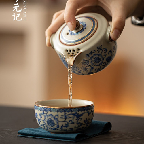 青花汝窰一壺兩杯戶外旅行茶具套裝可攜式包茶壺茶杯一人飲快客杯 青花汝窰一壺兩杯戶外旅行茶具套裝可攜式包茶壺茶杯一人飲快客杯