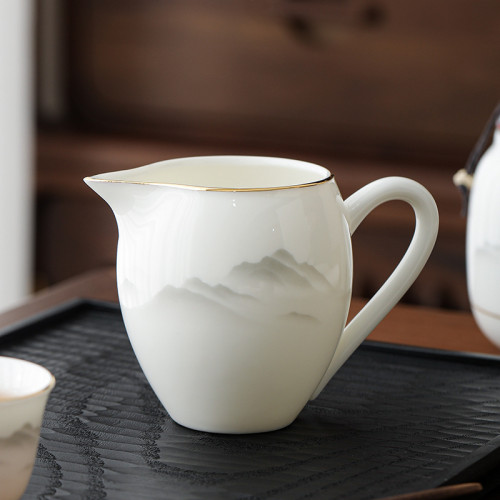 羊脂玉瓷美人公道杯德化白瓷陶瓷茶壺分茶器功夫茶具勻茶杯分茶器 羊脂玉瓷美人公道杯德化白瓷陶瓷茶壺分茶器功夫茶具勻茶杯分茶器