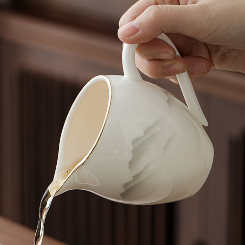 羊脂玉瓷美人公道杯德化白瓷陶瓷茶壺分茶器功夫茶具勻茶杯分茶器 羊脂玉瓷美人公道杯德化白瓷陶瓷茶壺分茶器功夫茶具勻茶杯分茶器