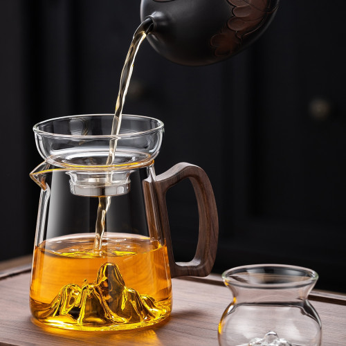 加厚玻璃公道杯胡桃木帶把耐熱家用分茶器倒茶杯過濾功夫茶具 加厚玻璃公道杯胡桃木帶把耐熱家用分茶器倒茶杯過濾功夫茶具