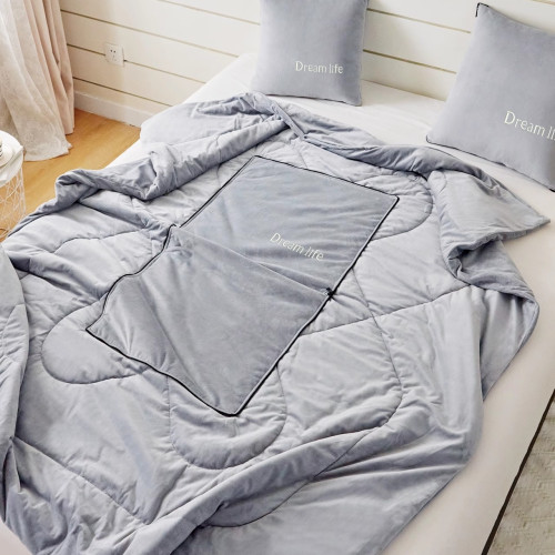 抱枕被子兩用加厚珊瑚絨冬季辦公室午睡毯車用二合一折曡刺綉定 抱枕被子兩用加厚珊瑚絨冬季辦公室午睡毯車用二合一折曡刺綉定