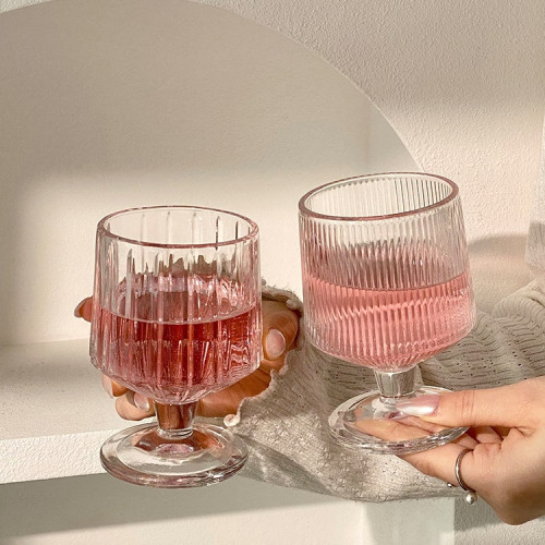 竪條紋矮款腳杯子ins高顔值家用玻璃杯飲料果汁水杯洋酒杯冰淇淋 竪條紋矮款腳杯子ins高顔值家用玻璃杯飲料果汁水杯洋酒杯冰淇淋