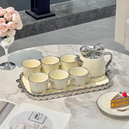 奶油風陶瓷水杯子家用套裝茶杯茶具茶壺輕奢客廳新婚喬遷生日禮物 奶油風陶瓷水杯子家用套裝茶杯茶具茶壺輕奢客廳新婚喬遷生日禮物