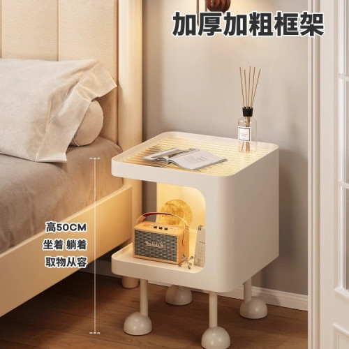 奶油風床頭櫃小型帶燈家用鐵藝臥室置物架2025款設計感床頭小邊幾 奶油風床頭櫃小型帶燈家用鐵藝臥室置物架2025款設計感床頭小邊幾