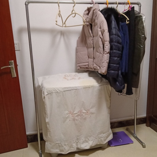 服裝架展示架地攤落地陽台晾曬被貨架掛衣服架子單桿架水管晾衣架 服裝架展示架地攤落地陽台晾曬被貨架掛衣服架子單桿架水管晾衣架