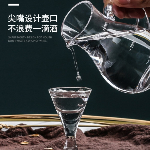 帶刻度白酒壺分酒器紅酒醒酒器家用葡萄酒歐式玻璃酒具倒酒 帶刻度白酒壺分酒器紅酒醒酒器家用葡萄酒歐式玻璃酒具倒酒