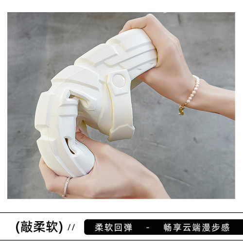 踩屎感洞洞鞋包頭拖鞋女夏季家居家室內浴室洗澡防滑外穿拖鞋 踩屎感洞洞鞋包頭拖鞋女夏季家居家室內浴室洗澡防滑外穿拖鞋