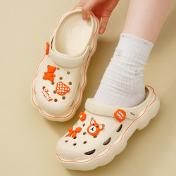 新款女式洞洞鞋2025夏季厚底韓版時尚外穿休閒沙灘鞋