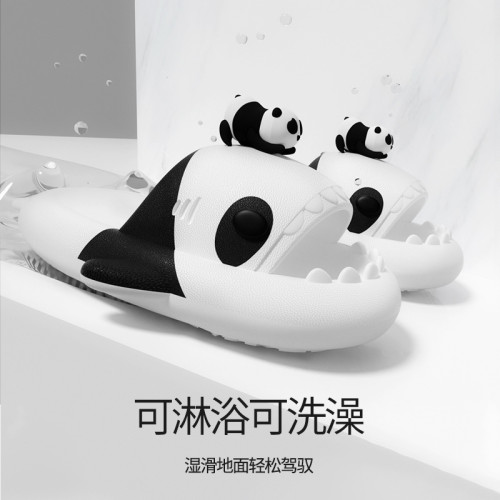 爆款小熊貓鯊魚拖鞋夏季踩屎感室內卡通外穿ins厚底防滑涼拖 爆款小熊貓鯊魚拖鞋夏季踩屎感室內卡通外穿ins厚底防滑涼拖