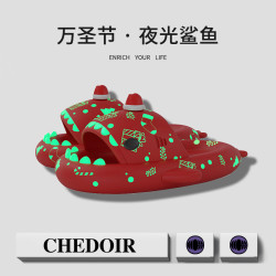 聖誕發光鯊魚拖鞋情侶踩屎感夏季外穿一字拖室內家用