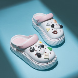 可愛ins外穿超厚底洞洞鞋女居家卡通學生涼鞋潮松糕底包頭拖鞋夏