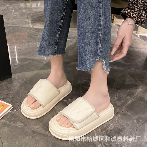 踩屎感拖鞋女夏外穿新款防滑小衆高級感涼拖魔術貼紋路一字拖