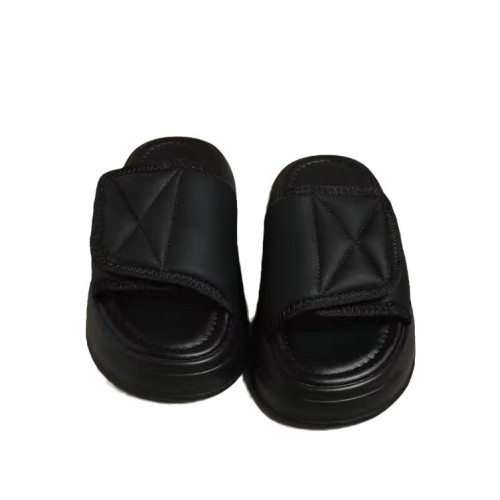 踩屎感拖鞋女夏外穿新款防滑小衆高級感涼拖魔術貼紋路一字拖