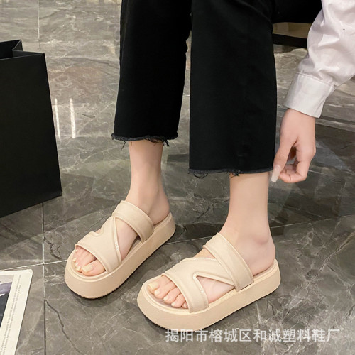 新款涼鞋女外穿夏季厚底時尚ins網紅沙灘百搭軟底增高涼拖鞋平底 新款涼鞋女外穿夏季厚底時尚ins網紅沙灘百搭軟底增高涼拖鞋平底