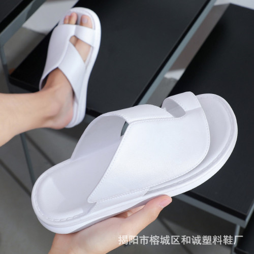 人字拖男沙灘拖鞋夏季外穿men slippers男士休閒軟底涼拖大碼 人字拖男沙灘拖鞋夏季外穿men slippers男士休閒軟底涼拖大碼