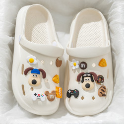 掌門狗洞洞鞋女款夏季2024新款卡通外穿厚底踩屎感防滑包頭半拖鞋