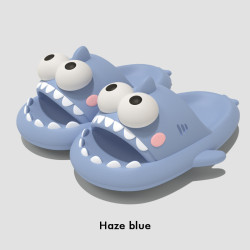 新款踩屎感大眼鯊拖鞋男夏季居家軟底防滑可外穿厚底情侶涼拖鞋