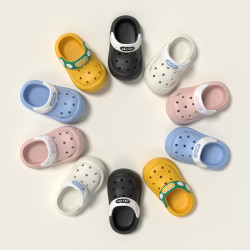 寶寶拖鞋女童夏季2024新款1-3嵗室內軟底防滑透氣嬰幼兒童洞洞鞋