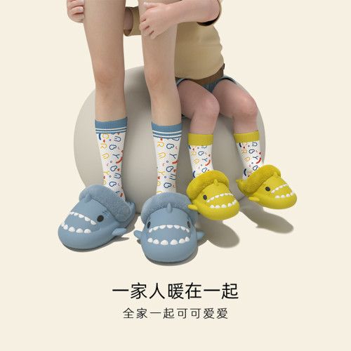 卡通鯊魚棉拖鞋女冬季室內男童拖鞋加絨保暖防水兒童棉鞋寶寶外穿 卡通鯊魚棉拖鞋女冬季室內男童拖鞋加絨保暖防水兒童棉鞋寶寶外穿