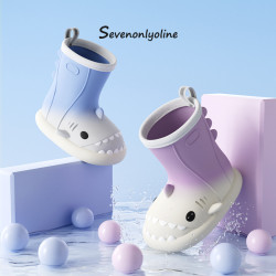 多巴胺漸變新款男女童鯊魚防水雨鞋上學外穿卡通爆款兒童寶寶雨靴