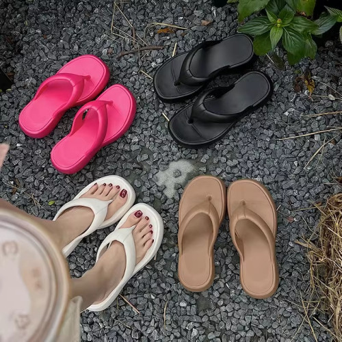 網紅時尚人字拖女外穿厚底夏季新款海邊沙灘夾腳拖鞋增高跟女涼拖