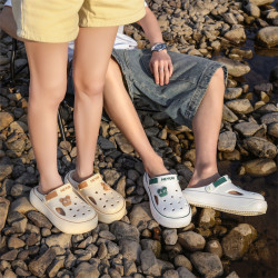 踩屎感洞洞鞋女士拖鞋夏季包頭鞋帶跟外穿女生沙灘鞋eva涼鞋