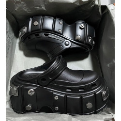 巴黎洞洞鞋男女2026新款夏季外穿防滑增高厚底情侶踩屎感包頭拖鞋