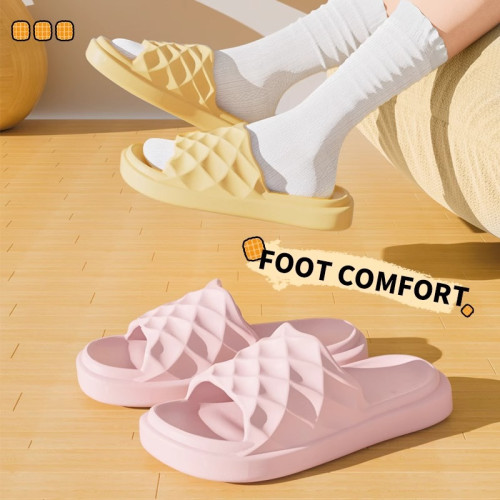 卡通華夫餅拖鞋女士夏季室內居家用踩屎感軟底防滑eva洗澡涼拖