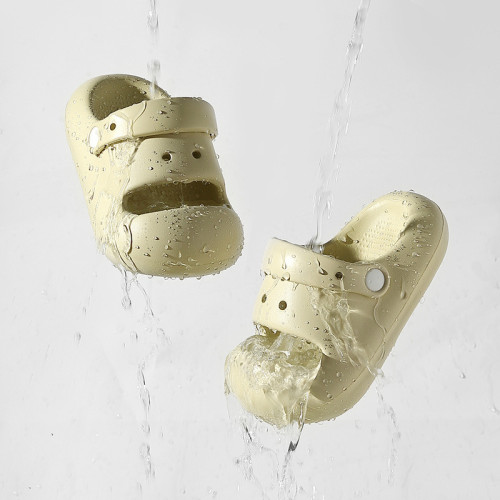 兒童洞洞鞋男女童夏外穿透氣家居室內防滑軟底踩屎感兒童拖鞋