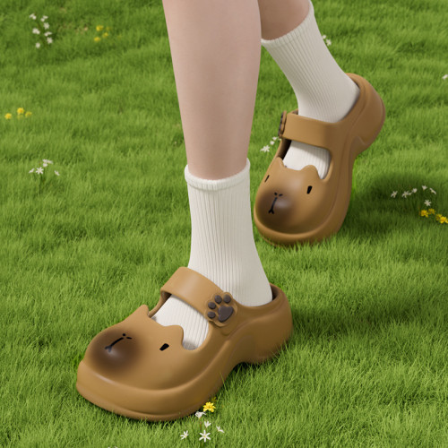 卡皮巴拉包頭涼拖鞋室內居家女夏季百搭沙灘鞋防滑厚底瑪麗珍外穿