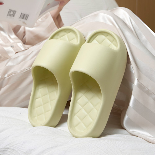 夏季家居室內2025新款踩屎感拖鞋女款V浴室防滑透氣eva軟底涼拖男