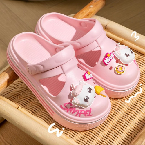 卡通小貓洞洞鞋女款夏季2025新款厚底沙灘防滑可愛外穿包頭涼鞋女