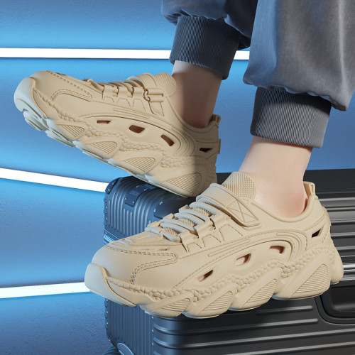 踩屎感洞洞鞋男士夏季2025新款外穿軟底網紅沙灘開車防滑包跟涼鞋