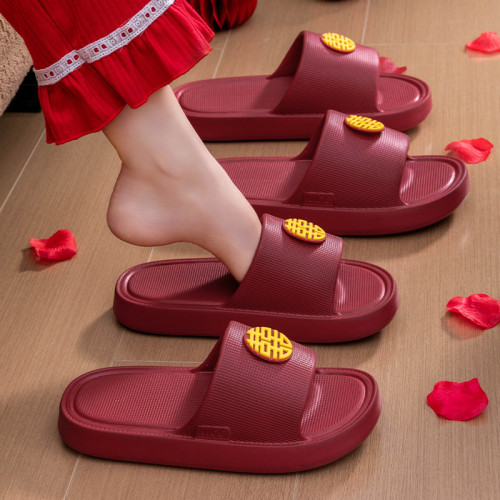 情侶結婚用拖鞋女喜慶大紅色一對新娘陪嫁婚鞋高級感本命年涼拖男