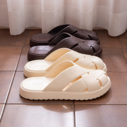 2025新款軟底勃肯鞋男士夏季外穿防滑時尚沙灘鞋上班包頭涼拖鞋女