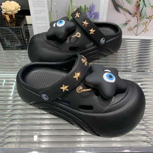 2025新款洞洞鞋女厚底可愛夏季沙灘防滑包頭透氣外穿涼拖 2025新款洞洞鞋女厚底可愛夏季沙灘防滑包頭透氣外穿涼拖