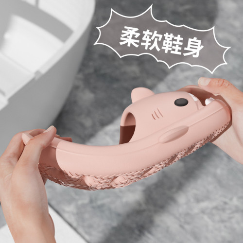 鯊魚浴室拖鞋女士洗澡漏水速乾鏤空防滑家居室內情侶涼拖鞋男夏季