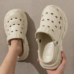 男士洞洞鞋夏天外穿耐磨沙灘海邊防滑戶外運動大碼開車包頭涼鞋男