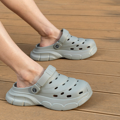 男士洞洞鞋夏天外穿耐磨沙灘海邊防滑戶外運動大碼開車包頭涼鞋男 男士洞洞鞋夏天外穿耐磨沙灘海邊防滑戶外運動大碼開車包頭涼鞋男