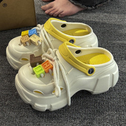 多巴胺厚底增高洞洞鞋女夏外穿防滑仙女風沙灘涼鞋包頭半拖鞋秋千