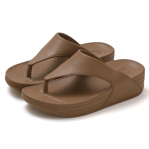 坡跟人字拖女夏季外穿海邊沙灘厚底透氣浴室防滑夾趾拖鞋女款