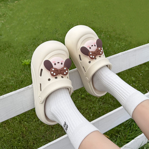 2025年新款夏季涼鞋女加厚底防滑耐磨洞洞踩屎感軟底沙灘兩穿拖鞋 2025年新款夏季涼鞋女加厚底防滑耐磨洞洞踩屎感軟底沙灘兩穿拖鞋