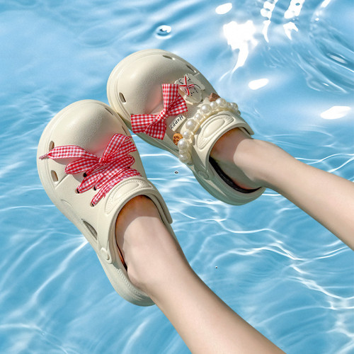 少女風潮流卡通動漫馬蹄洞洞鞋春夏季新款時尚百搭厚底舒適涼拖鞋 少女風潮流卡通動漫馬蹄洞洞鞋春夏季新款時尚百搭厚底舒適涼拖鞋