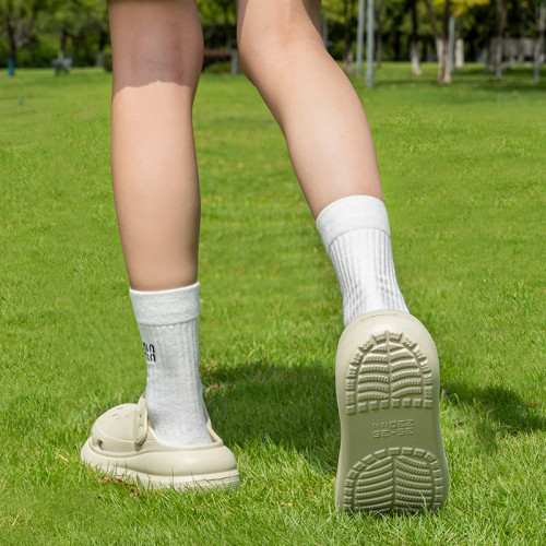 泡芙洞洞鞋女夏季外穿防滑耐磨涼拖 高級感EVA鏤空透氣防臭包頭拖 泡芙洞洞鞋女夏季外穿防滑耐磨涼拖 高級感EVA鏤空透氣防臭包頭拖
