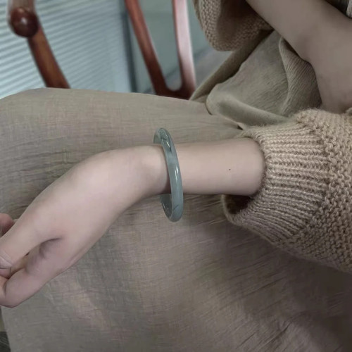 新中式旗袍配飾海鹽冰淇淋圓條粗款叮噹鐲玻璃仿玉鐲子首飾冰透鐲