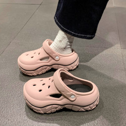 厚底增高踩屎感覺洞洞鞋女夏季室內居家防臭防滑休閒柔軟沙灘拖鞋