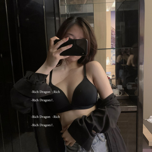 日系簡約風*無鋼圈三角杯內衣舒適聚攏無痕帶排釦超薄杯女士文胸