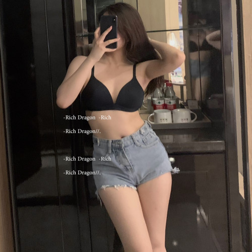 日系簡約風*無鋼圈三角杯內衣舒適聚攏無痕帶排釦超薄杯女士文胸
