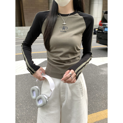 春秋冬季新款ins撞色插肩袖印花T恤女上衣美式辣妹長袖T恤打底衫 春秋冬季新款ins撞色插肩袖印花T恤女上衣美式辣妹長袖T恤打底衫